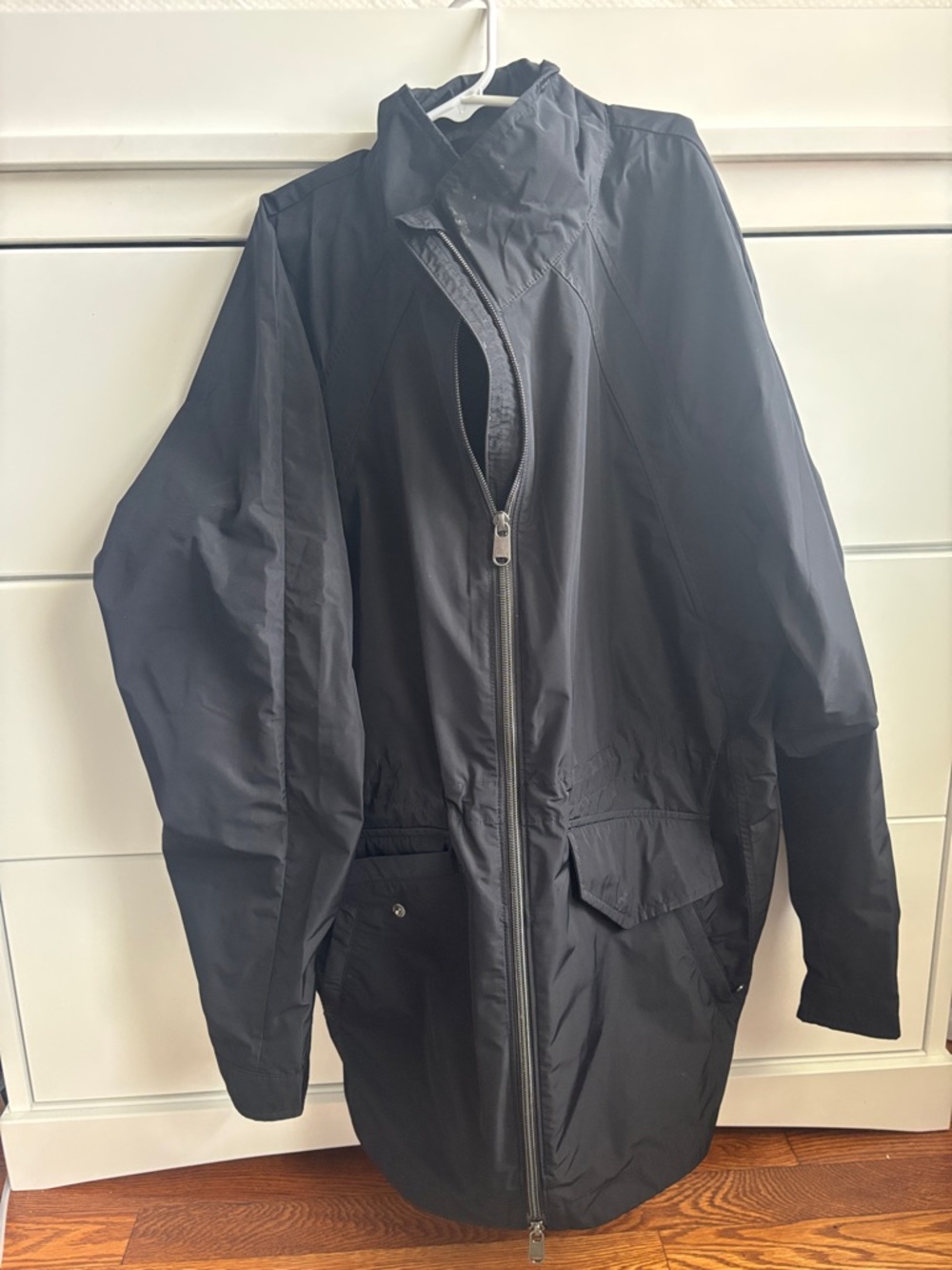 Women’s Athleta Black Windbreaker Jacket - Small